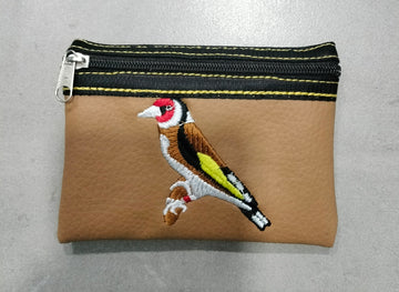 Monedero con Pájaro Bordado