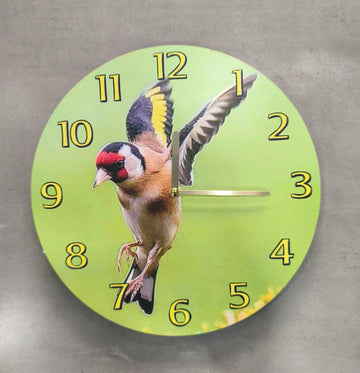 Reloj madera Jilguero volando